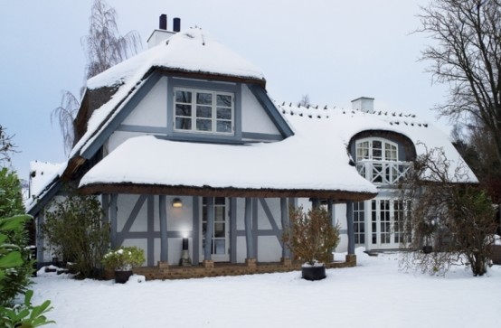 Stylish Black Grey White Minimalist House