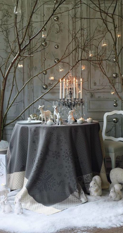 38 Stylish Christmas Décor Ideas In All Shades Of Grey 