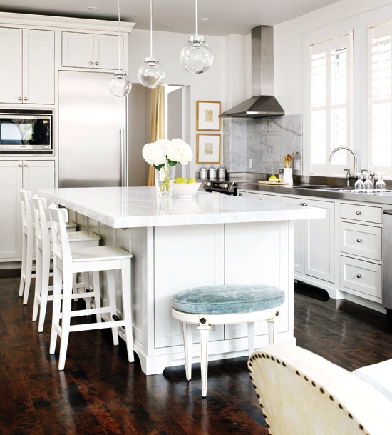 Stylish Kitchen With Delicate Design And Thoughtful Touches