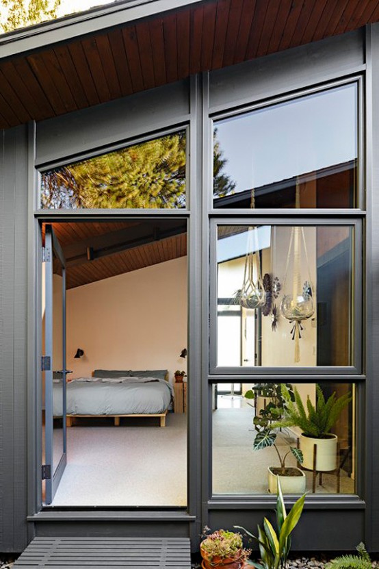 Stylish Mid Century Modern House With Warm Colored Wood Decor