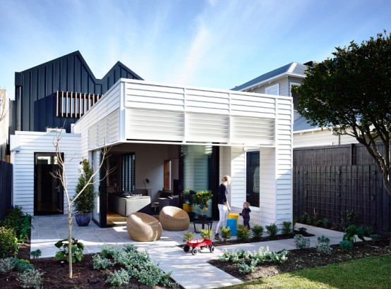 Stylish Modern Sandringham House With Energetic Interiors