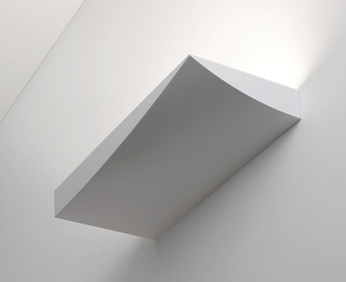 Super Minimalist Curved Architectural Wall Lamps – Lembo by Prandina