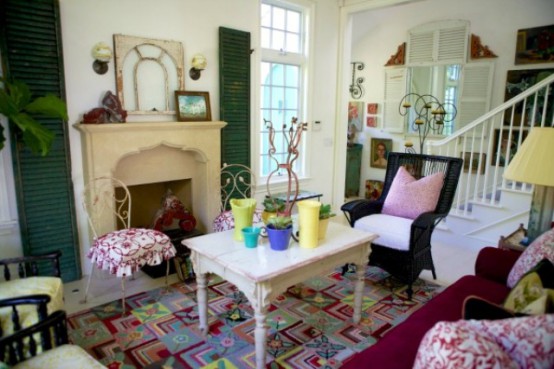 Sweet Colorful Cottage With Shabby Chic Furniture