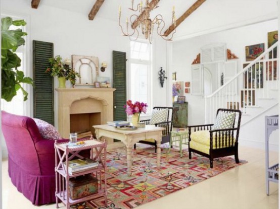 Sweet Colorful Cottage With Shabby Chic Furniture