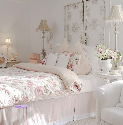 33 Sweet Shabby Chic Bedroom Décor Ideas - DigsDigs