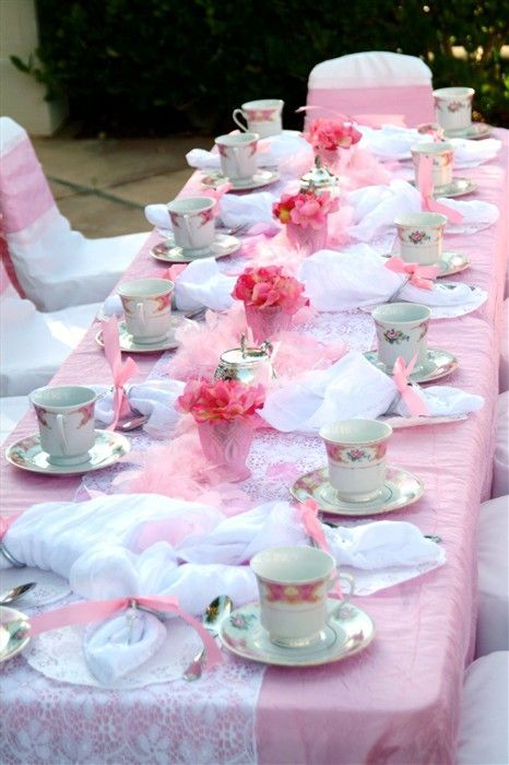 Sweetest Baby Shower Table Settings To Get Inspired