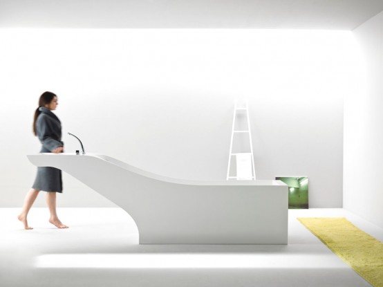 Symbiosis: Minimalist Bathtub And Washbasin In One