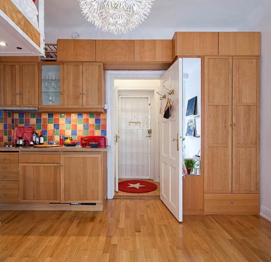 Tiny 21 Square Meter Apartment In Red