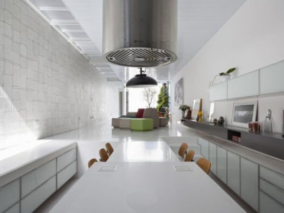 Tiny Minimalist Bright House In Brazil