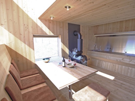 Tiny Ufogel Larch Cabin To Have A Rest In The Mountains
