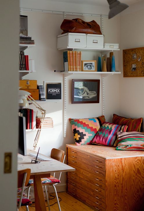 Tiny Yet Functional Home Office Area Designs