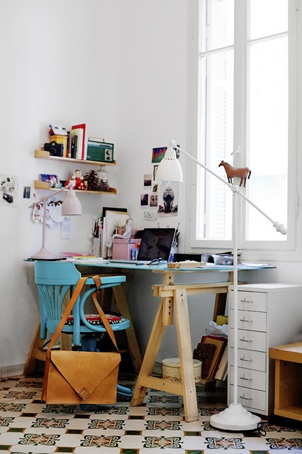 Tiny Yet Functional Home Office Area Designs