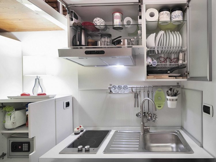 Super Compact Yet Stylish Apartment Of Only 7 Square Meters