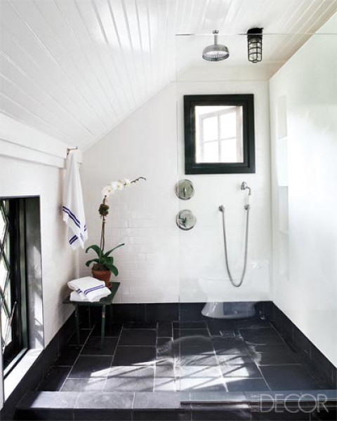 23 Traditional Black  And White  Bathrooms  To Inspire DigsDigs