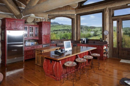 Traditional Style Ranch Retreat With Stunning Views