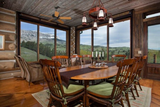 Traditional Style Ranch Retreat With Stunning Views