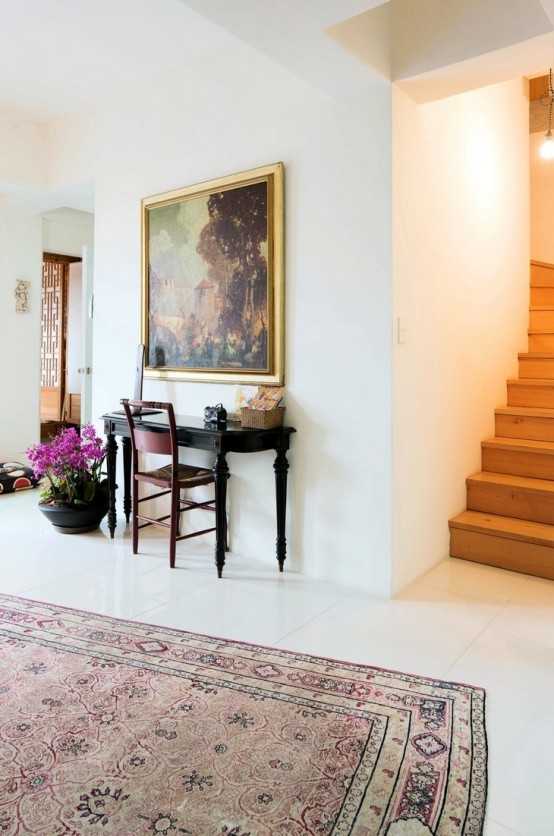 Traditions And Modernity Together In One House