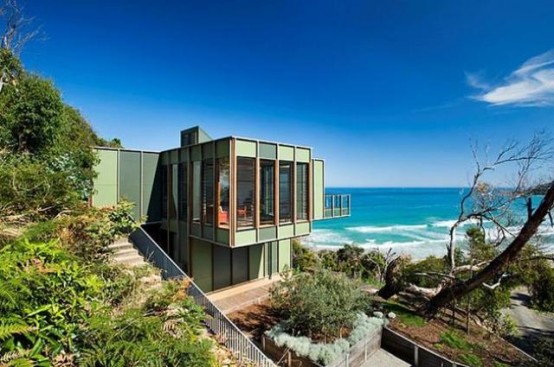 Tree Shaped House With Modern Interiors At The Seaside