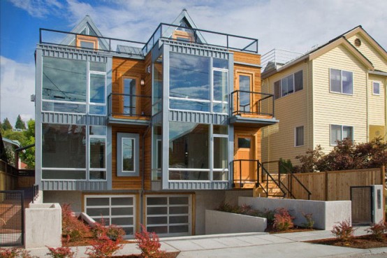 Two Townhouses Half Block From The Beach