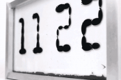Unique Fluid Ferrolic Clock That Shows Time Flows