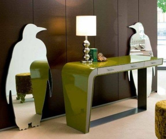unique penguin-shaped mirrors, a green console table with a lamp will make your modern or contemporary entryway chic, catchy and cool