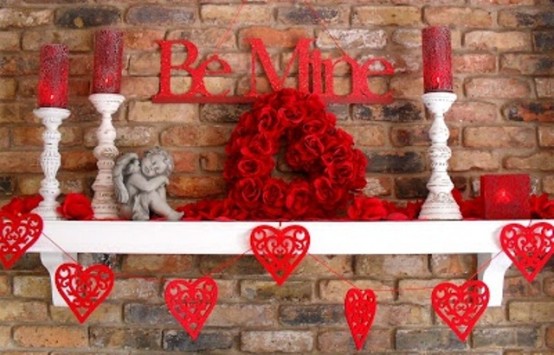 Valentines Day Mantel Decor Ideas