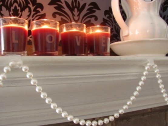 Valentines Day Mantel Decor Ideas