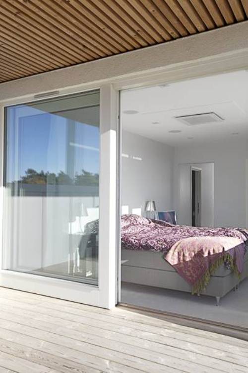 Villa With A Horse In The Living Room DigsDigs