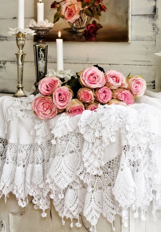 Vintage Romance Lace Home Decor Ideas