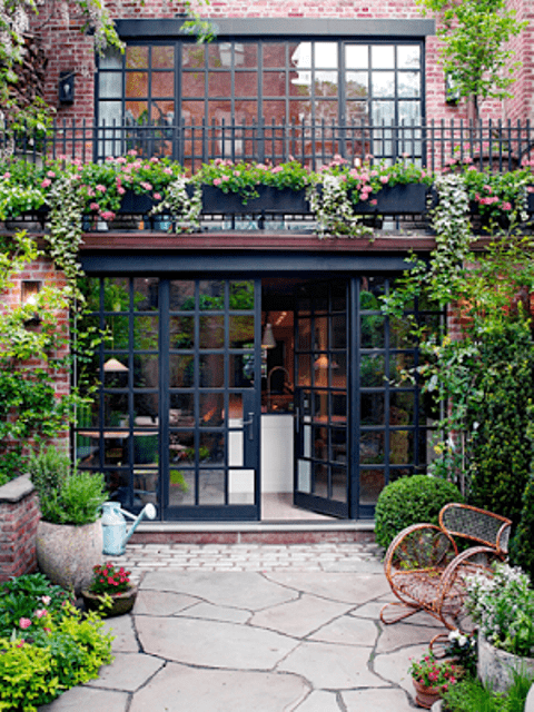 Vivacious Manhattan Townhouse With Eclectic Interiors