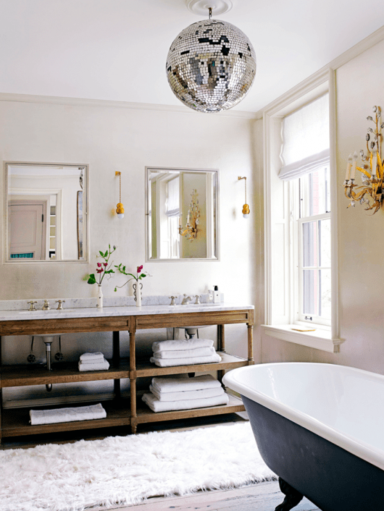 Vivacious Manhattan Townhouse With Eclectic Interiors