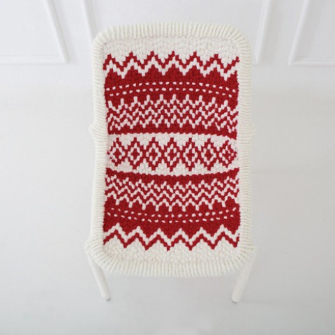 Warm Clothing For Simple Metal Chairs