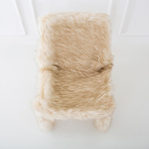 Warm Clothing For Simple Metal Chairs