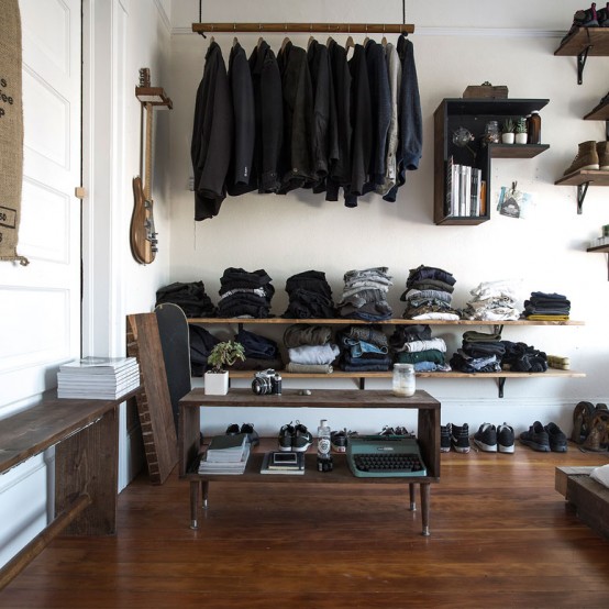 Well-Organized Masculine Bedroom Combined With A Closet