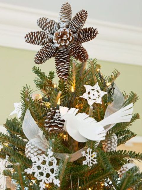 43 Whimsy And Creative Christmas Tree Toppers - DigsDigs