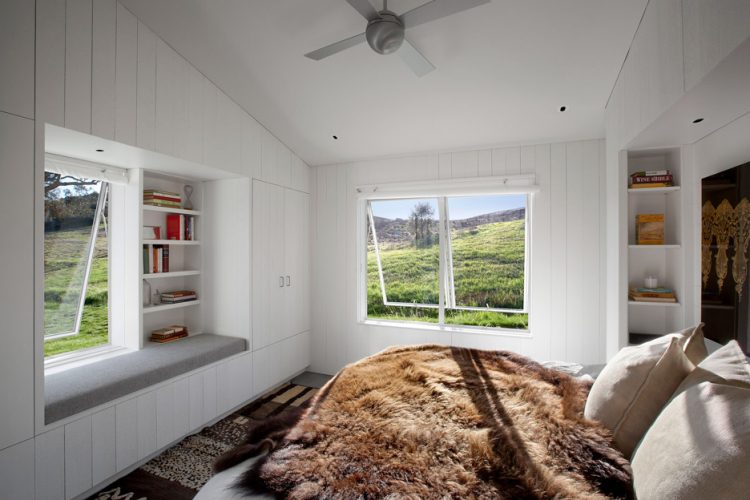 White Barn Like House With Modern Features
