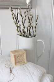 a white jug with willow is a simpel and natural decoration for any space – from a bathroom to a bedroom