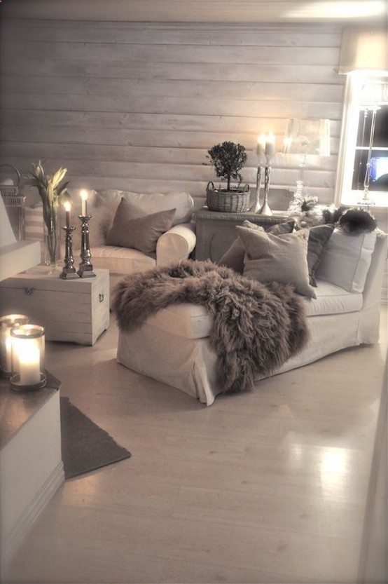 Winter Decor Hit Stylish Silver Accessories