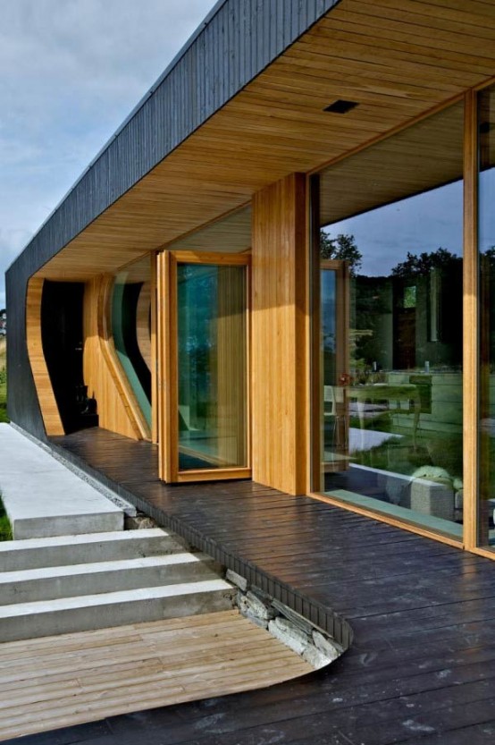 Wooden Cabin With Folding Glass Doors